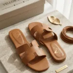 H type slipper